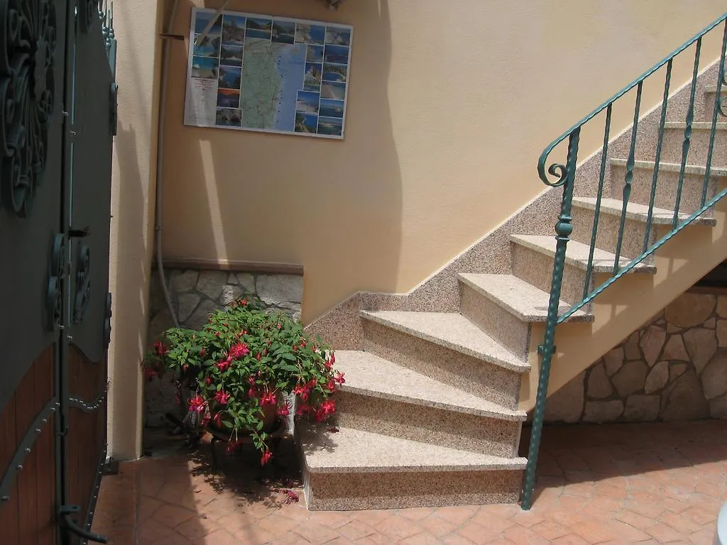 B&B Issicoro 3*, Baunei